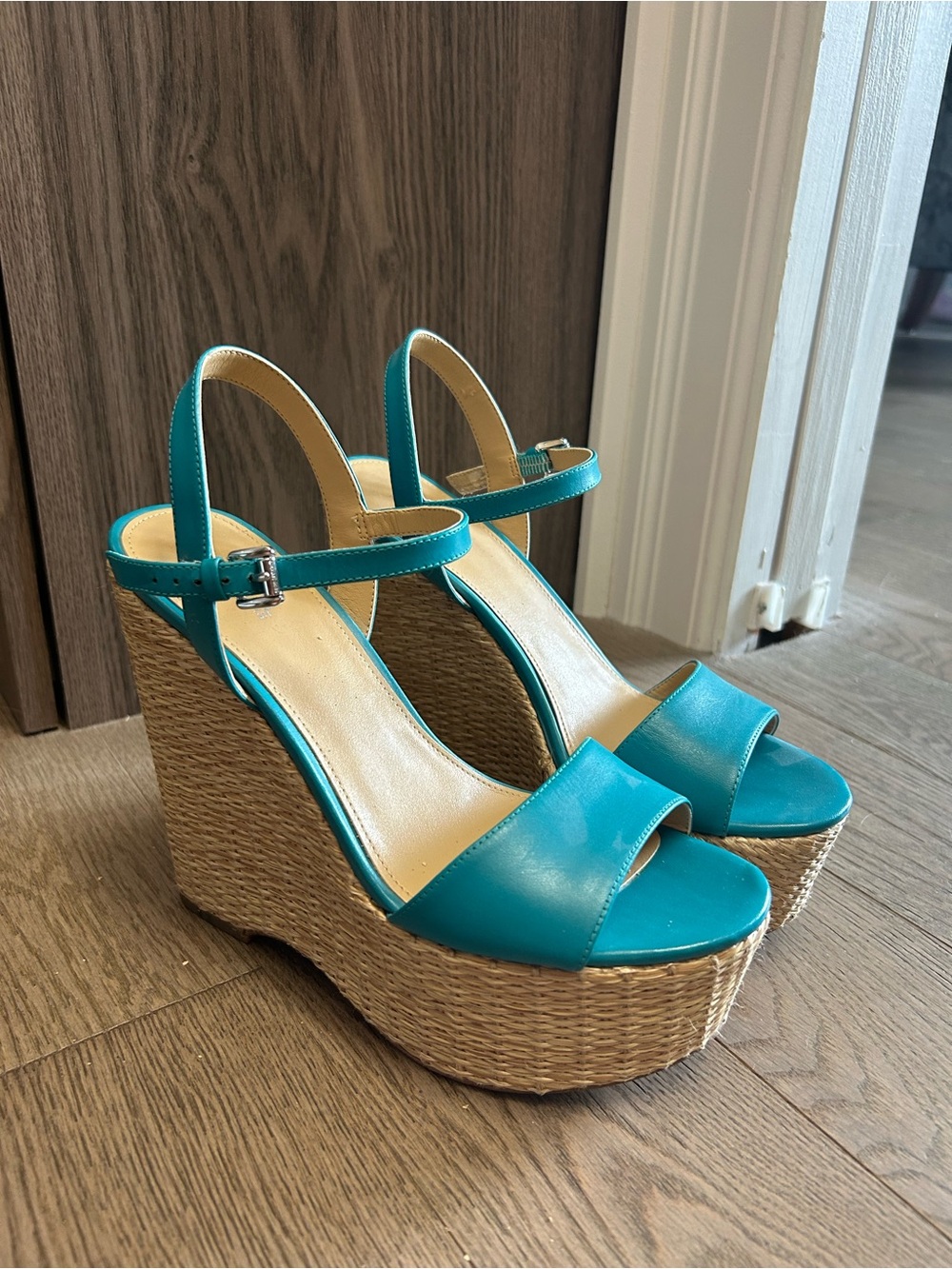 Micheal Kors Wedged Sandals